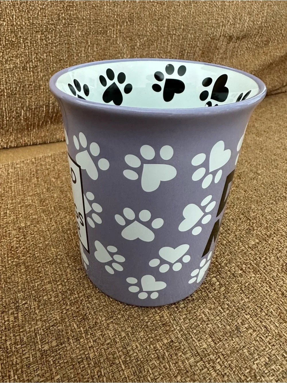 *NWT* Dog Mom Ceramic Mug - Lavender with White Paw Print